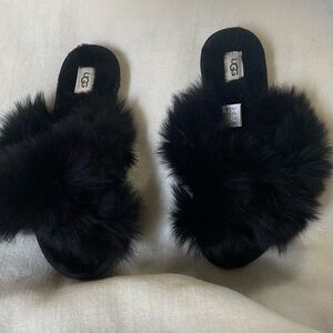 Ugg slippers fuzzy